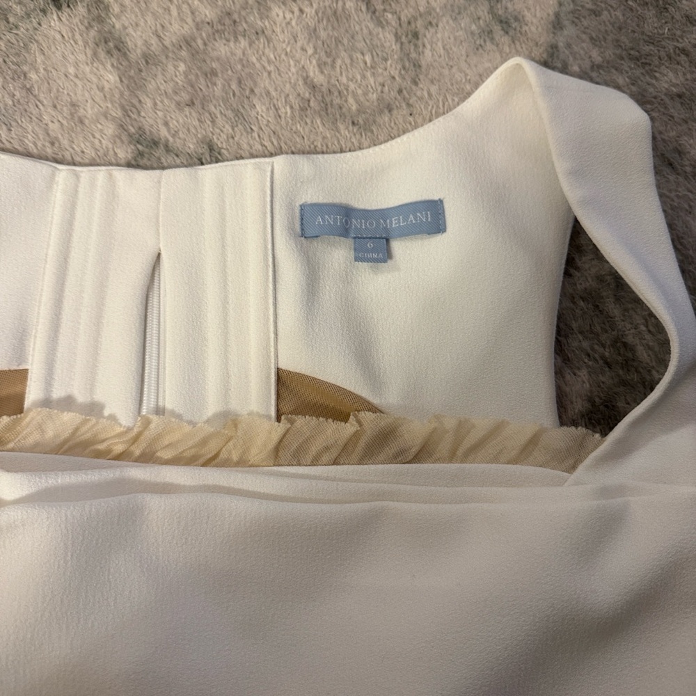 ANTONIO MELANI x Courtney Grow Cream Sleeveless Tank Top - Picture 3 of 5